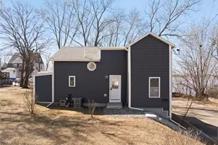 102 Lincoln Ave, East Providence, RI 02915 - Photo 1