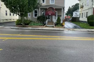 946 Park Ave, Cranston, RI 02910 - Photo 1