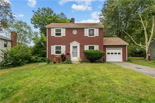 7 Beach Ave, Newport, RI 02840 - Photo 1