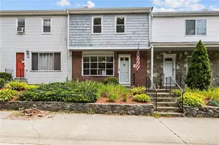 214 School St, Pawtucket, RI 02860 - Photo 1