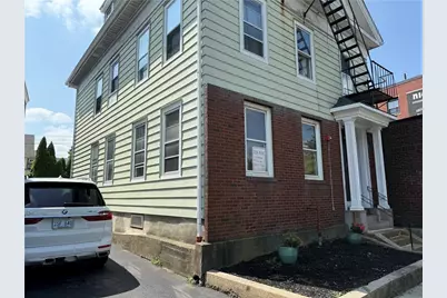 498 Broadway Avenue #2, Providence, RI 02909 - Photo 1