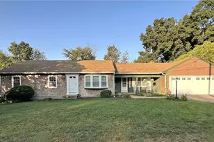 4 Norton Dr, Cumberland, RI 02864 - Photo 1