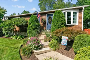 72 Winifred Ave, Warwick, RI 02889 - Photo 1