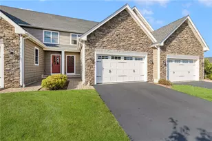 9 Wheeler Ln, Hopkinton, RI 02832 - Photo 1