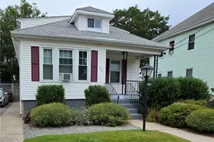 246 Vine St, Pawtucket, RI 02861 - Photo 1