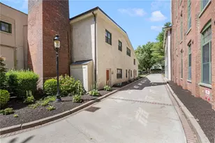 21 Higgins St, Smithfield, RI 02917 - Photo 1