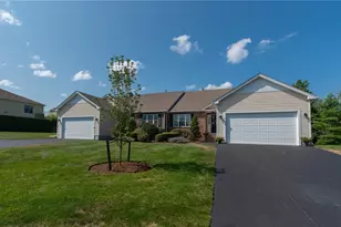 5 Sweet Corn Dr, Cranston, RI 02921 - Photo 1