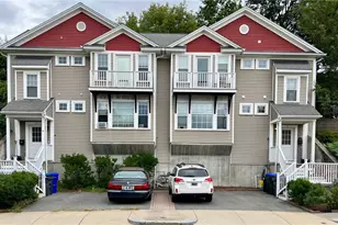 119 Knowles St, Providence, RI 02906 - Photo 1