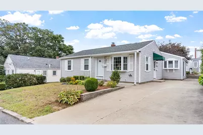 66 Fairmont Avenue, Pawtucket, RI 02860 - Photo 1