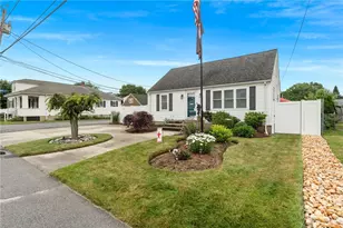 32 Waterman Ave, Johnston, RI 02919 - Photo 1