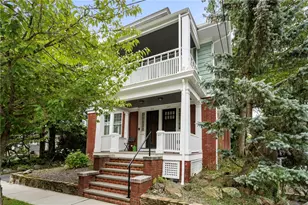 537 Angell St, Providence, RI 02906 - Photo 1