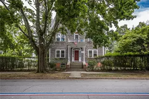 82 High St, Bristol, RI 02809 - Photo 1