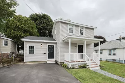 101 Grosvenor Avenue, Pawtucket, RI 02860 - Photo 1