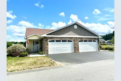 127 Bella Vista Circle Circle #68, Glocester, RI 02814 - Photo 1