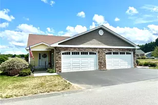 127 Bella Vista Circle Circle, Glocester, RI 02814 - Photo 1