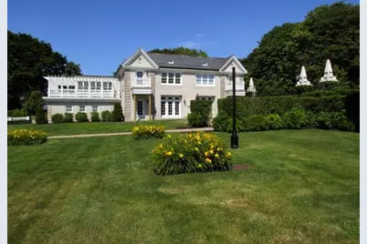 241 Ruggles Avenue #B, Newport, RI 02840 - Photo 1