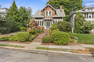 114 Lorimer Ave, Providence, RI 02906 - Photo 1