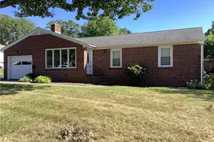 25 Fernbrook Dr, Cranston, RI 02920 - Photo 1