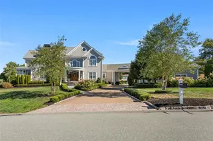 95 Devin Dr, Portsmouth, RI 02871 - Photo 1