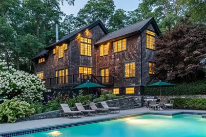 72 Summerfield Lane, Middletown, RI 02842 - Photo 1