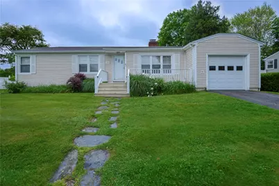 44 Dudley Avenue, Newport, RI 02840 - Photo 1