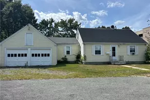 249 Chestnut St, Warwick, RI 02888 - Photo 1