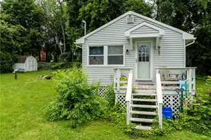 7 Broadview Ave, Bristol, RI 02809 - Photo 1