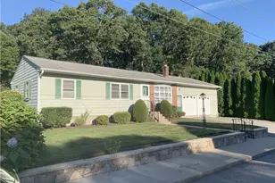 18 Moskalyk St, West Warwick, RI 02893 - Photo 1