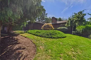 2 Valley View Dr, Johnston, RI 02919 - Photo 1