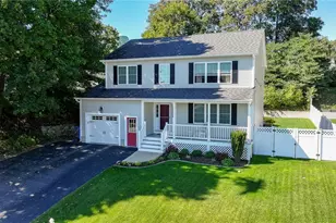 44 Hillside Rd, Lincoln, RI 02865 - Photo 1