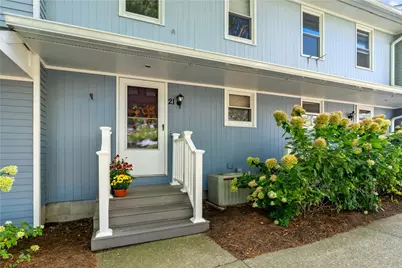 4 Smithfield Road #21, North Providence, RI 02904 - Photo 1