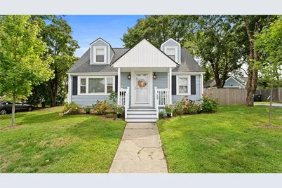 20 Manor Road, Cranston, RI 02920 - Photo 1