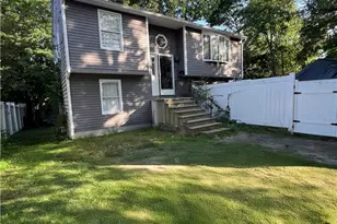 94 Waverly St, Warwick, RI 02889 - Photo 1