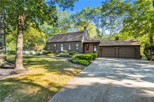 47 Harkness Rd, North Smithfield, RI 02896 - Photo 1