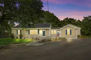 889 Centerville Rd, Warwick, RI 02886 - Photo 1