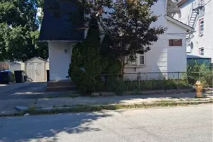 126 Conant St, Pawtucket, RI 02860 - Photo 1