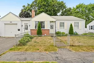 11 Gloria St, Pawtucket, RI 02861 - Photo 1