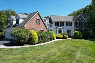 215 Finch Ln, North Kingstown, RI 02874 - Photo 1