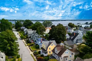 82 Sefton Dr, Cranston, RI 02905 - Photo 1