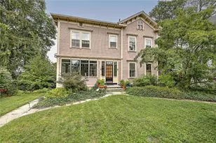 26 Larch St, Providence, RI 02906 - Photo 1