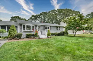 7 Cosett Rd, Warwick, RI 02886 - Photo 1
