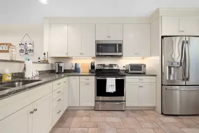 6 Pendleton Place, Narragansett, RI 02882 - Photo 1