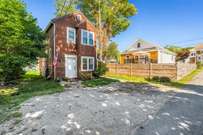 46 Thurston Avenue, Newport, RI 02840 - Photo 1