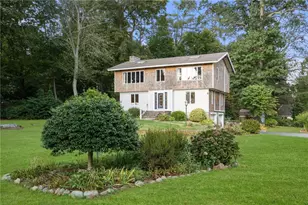 40 Penny Pond Rd, Tiverton, RI 02878 - Photo 1