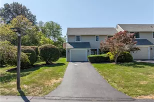 5 Fox Run, Portsmouth, RI 02871 - Photo 1