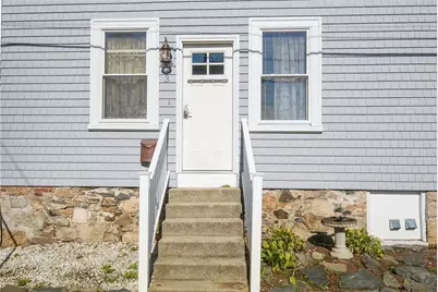 3 Lucas Avenue, Newport, RI 02840 - Photo 1