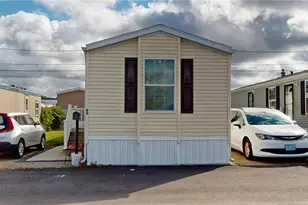 60 West Dr, East Providence, RI 02916 - Photo 1