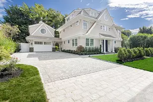 84 Coggeshall Ave, Newport, RI 02840 - Photo 1