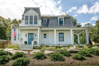 131 Eustis Avenue, Newport, RI 02840 - Photo 1