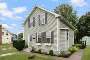 114 Pontiac St, Warwick, RI 02886 - Photo 1